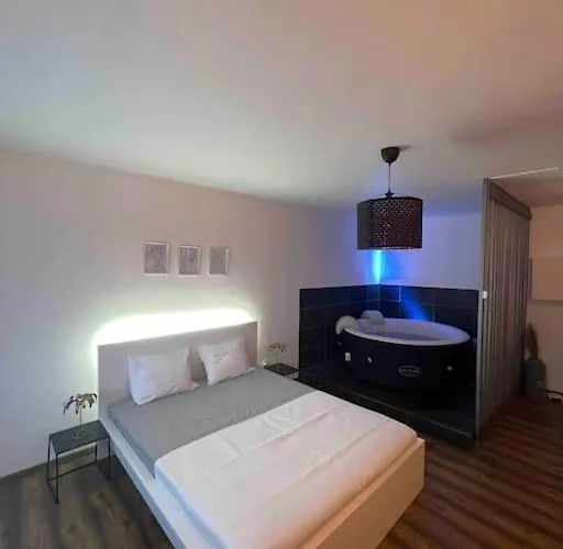 Grand Avec Jacuzzi *