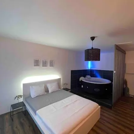 Apartment Grand Avec Jacuzzi